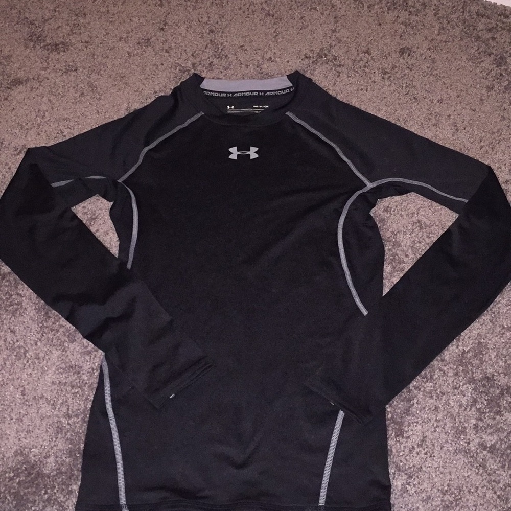 Under Armour long sleeve dri fit shirt.
